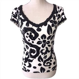 Escio White/Black Knit Sequin Embellished Top S